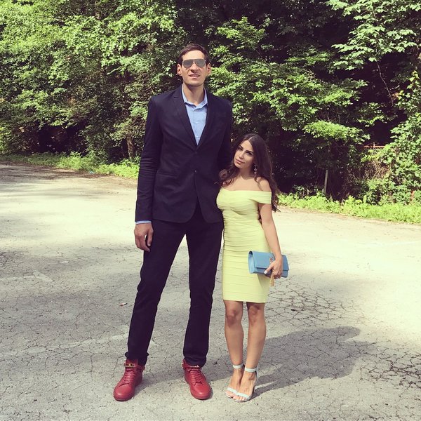Сербский баскетболист Бобан Марьянович и его жена.